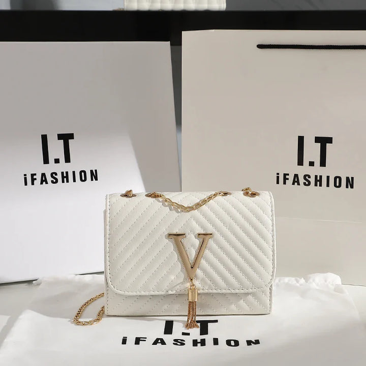 Faux leather bag with luxury design