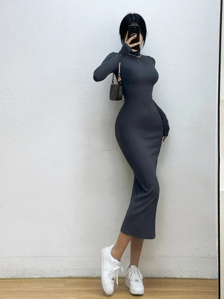 שמלת מידי סרוגה צמודה צווארון גולף - Kira