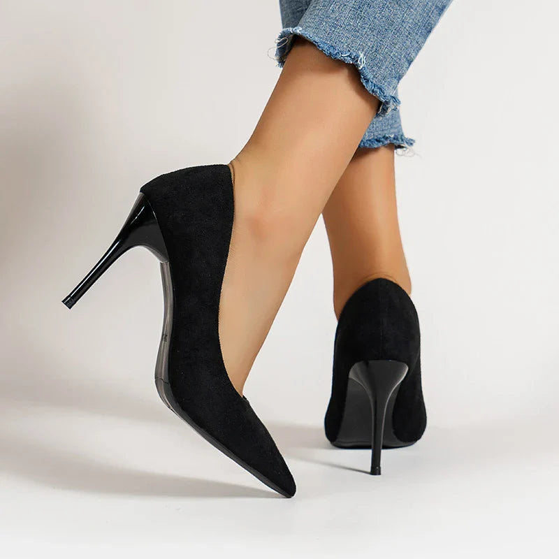 נעלי עקב שפיץ זמש בעיצוב מנומר - TAI