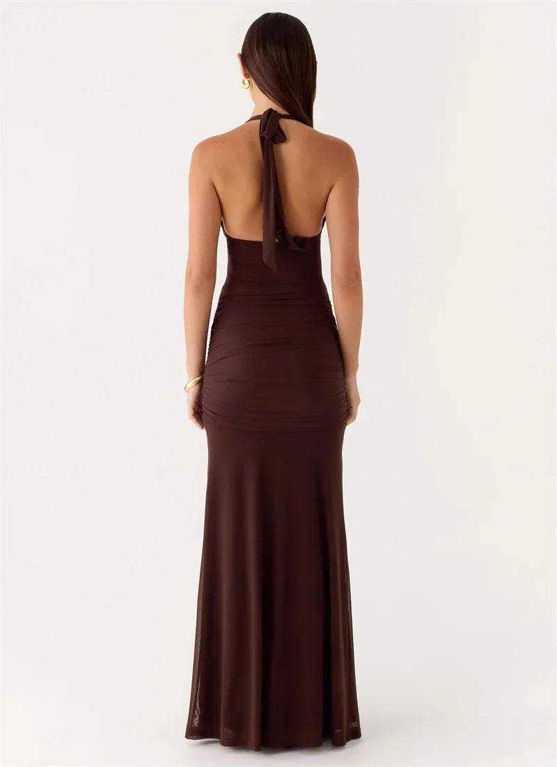 Maxi dress with a buckle design and open back - Tzahala