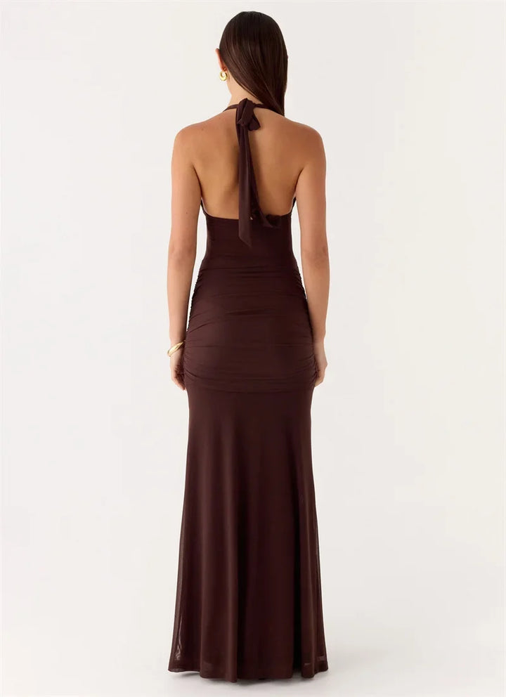 Maxi dress with a buckle design and open back - Tzahala