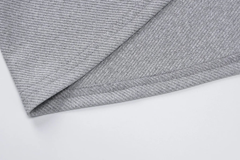 שמלת מקסי כתפיים חשופות בעיצוב שסע כיווצים בעיטור שרוכי קשירה - Aisha