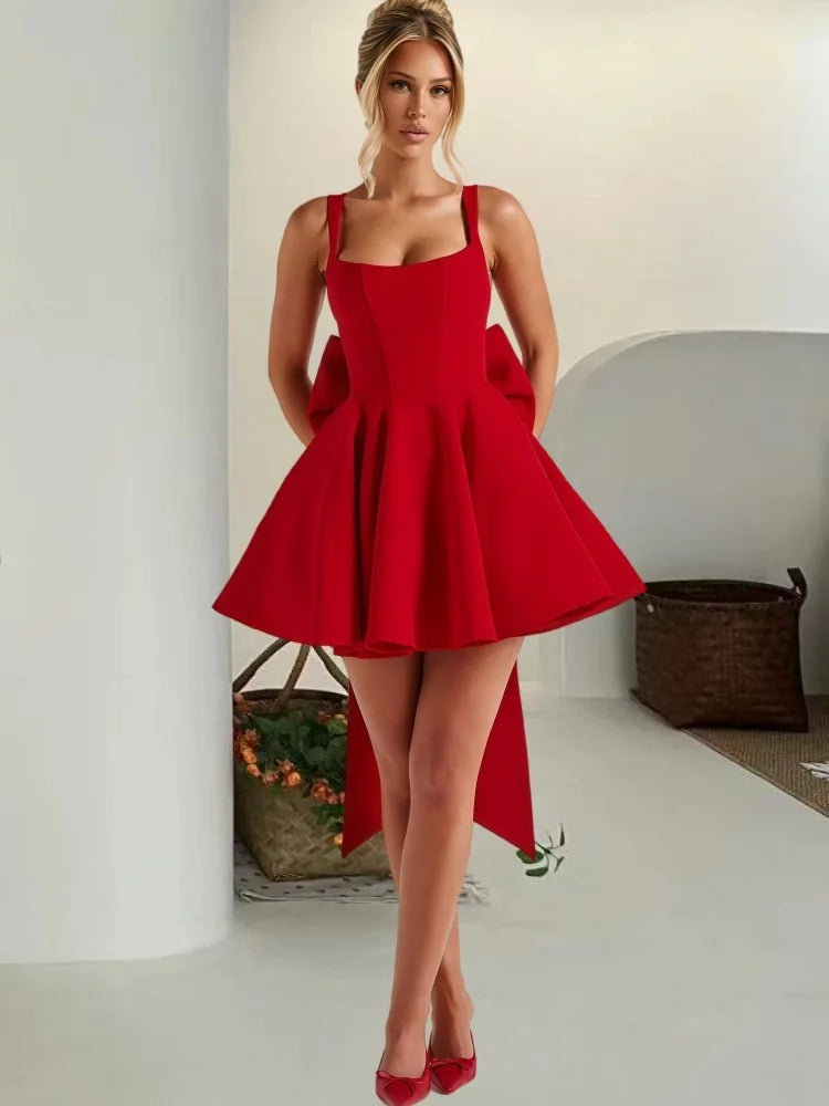 שמלת מיני בגזרת A בעיטור פפיון - אמה