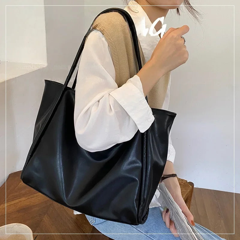 Faux leather crossbody bag