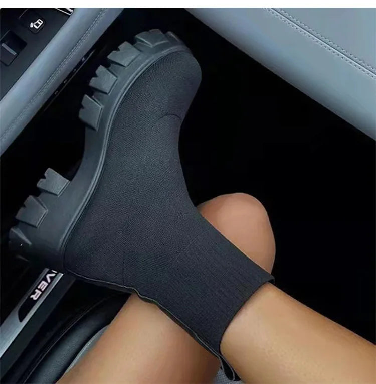 מגפי גרב בעיצוב פלטפורמה - קורי