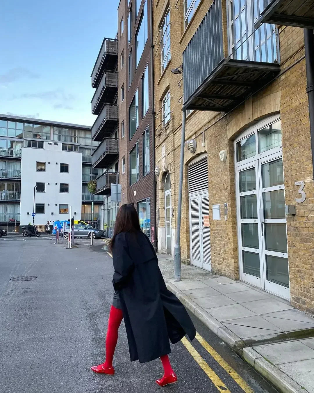 Opaque / sheer tights in a variety of colors