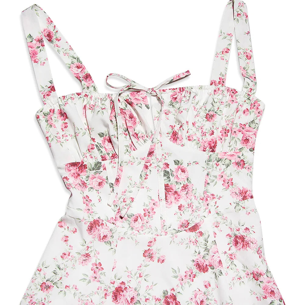 שמלת מידי קיצית בעיצוב כפרי בעיטור שסע - אנג'ליקה