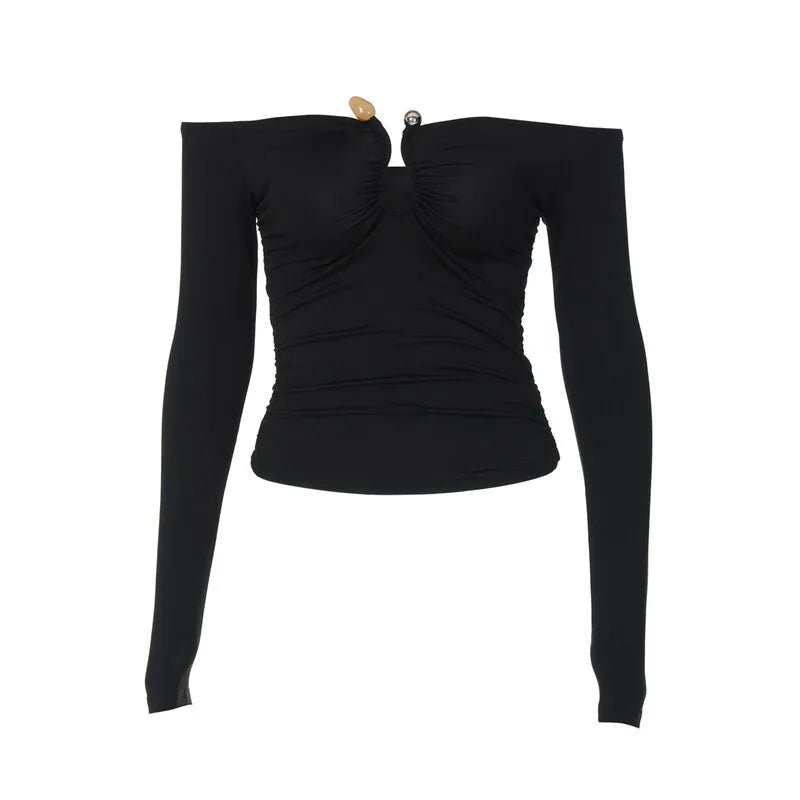 חולצה צמודה כתפיים חשופות בעיטור אבזם - סטייס