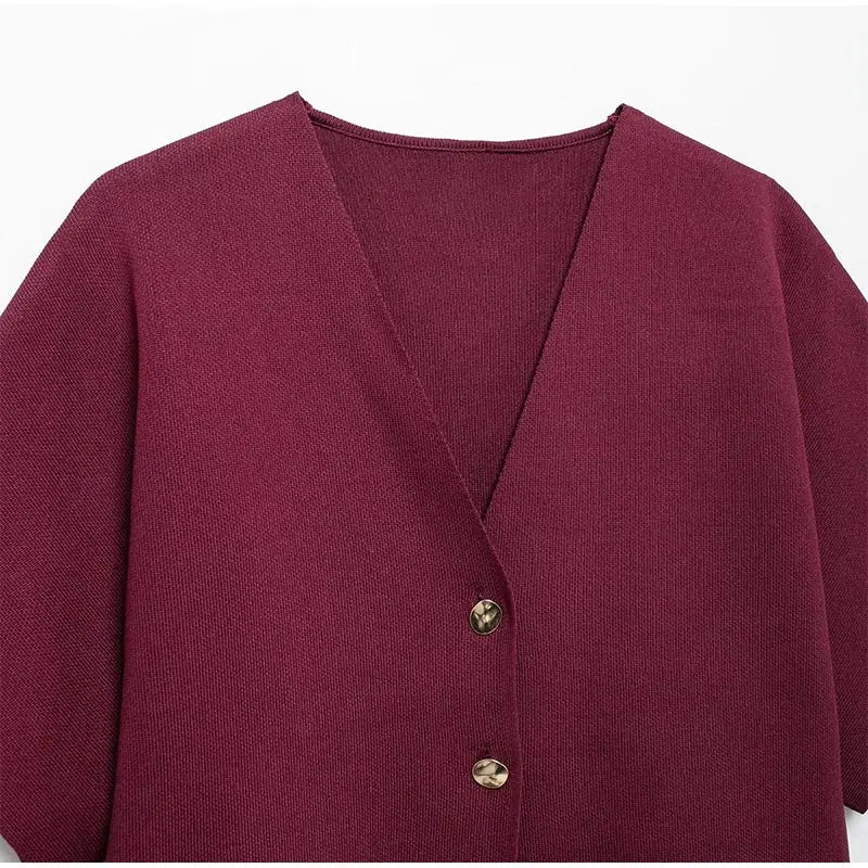 סריג אלגנטי בעיטור כפתורי זהב - נלה