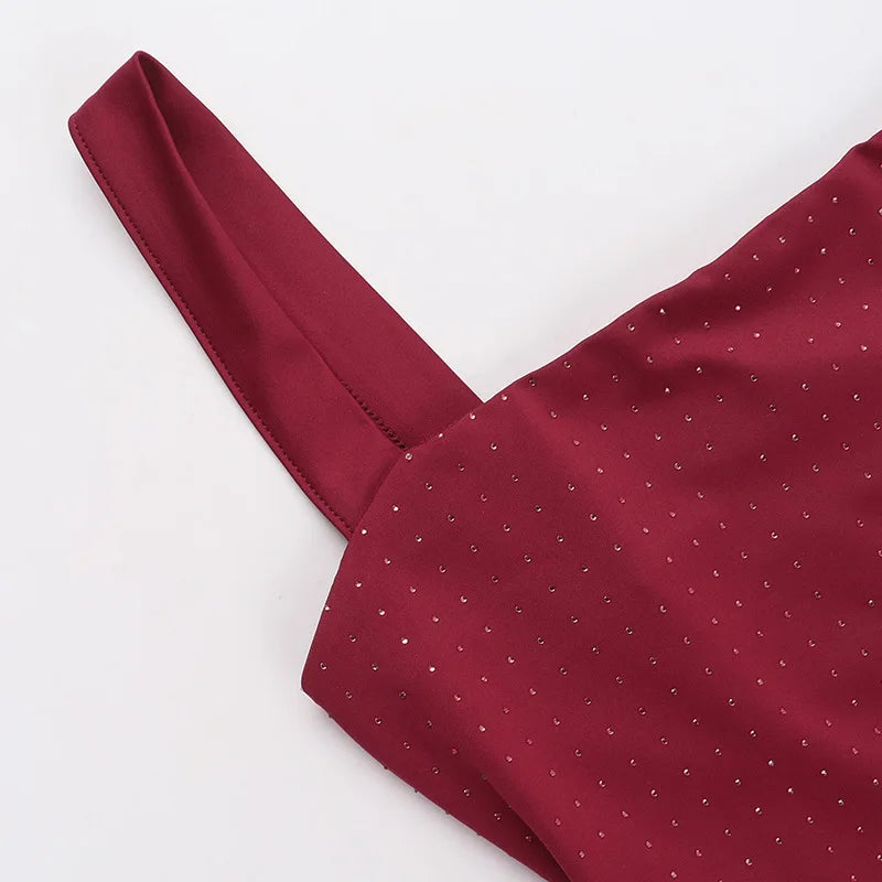 שמלת מיני צמודה בעיטור זרקונים מנצנצים - LIT