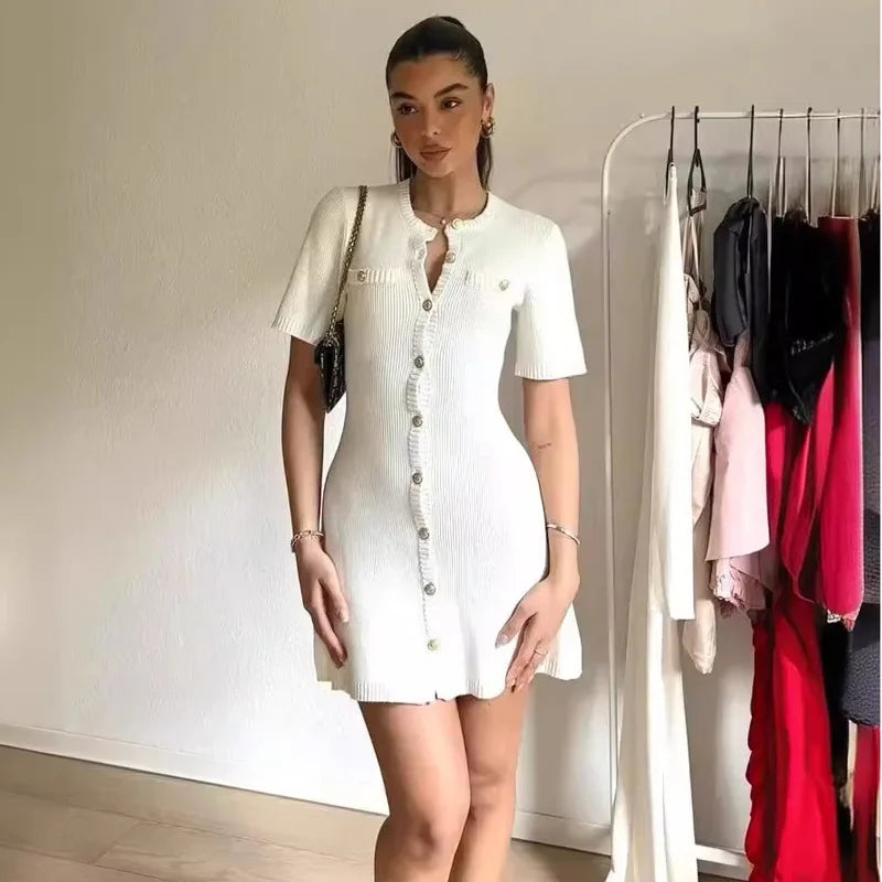 שמלת מיני סרוגה בעיטור כפתורים - Mary