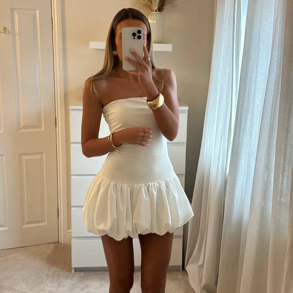 שמלת מיני סטרפלס בגזרת בלון  - Baylor