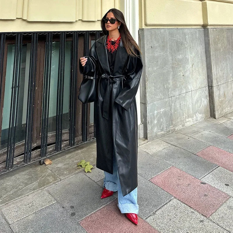 מעיל עור ארוך בשילוב חגורת קשירה - סול