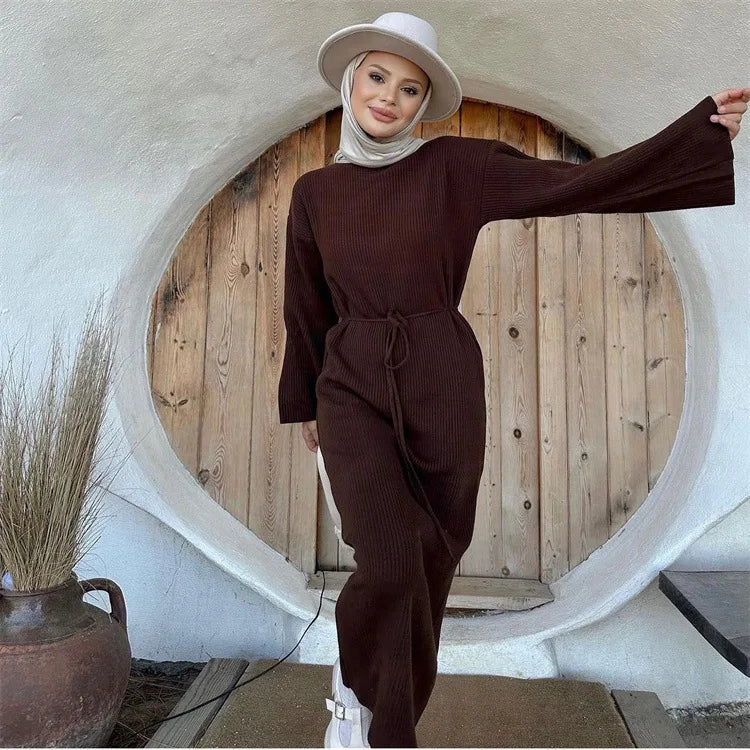 שמלת מקסי קאז׳ואל סרוגה - עמיתה