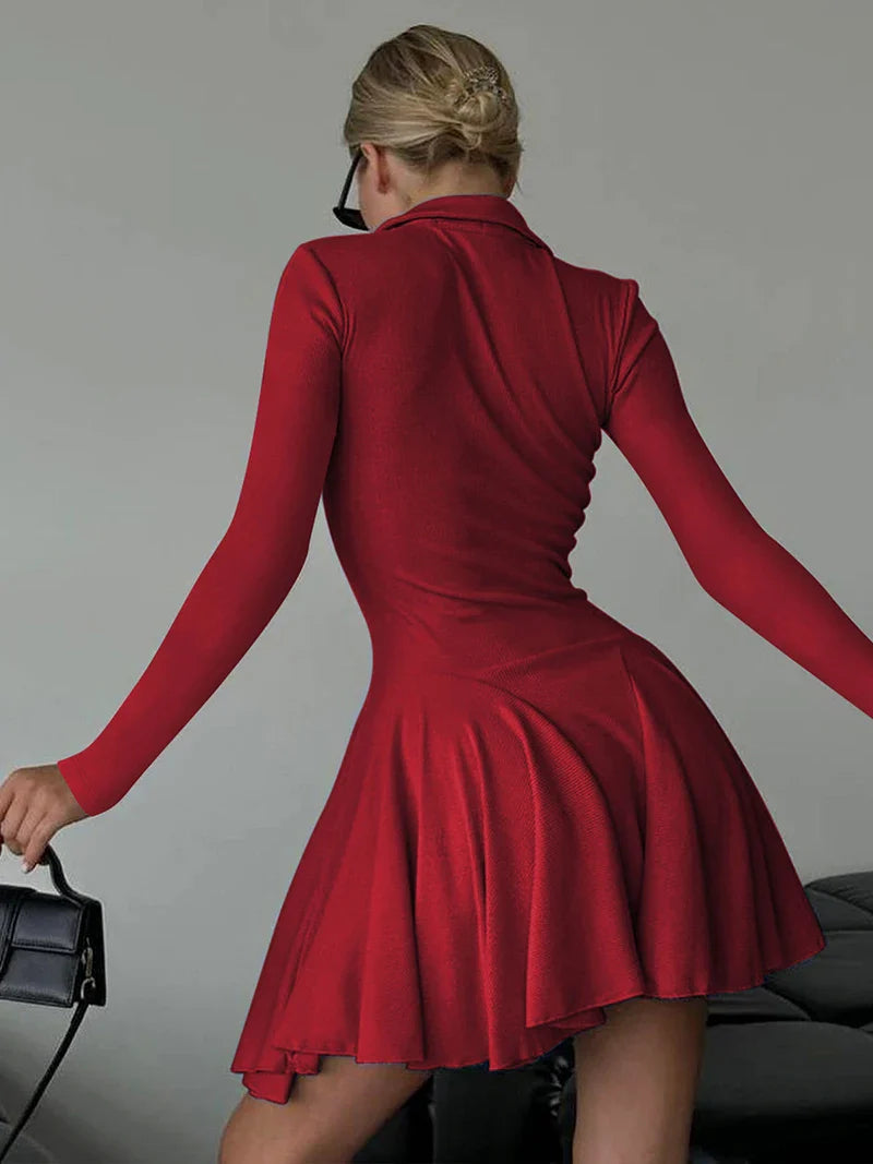 שמלת מיני סרוגה בגזרת A צווארון פולו - רג'ינה