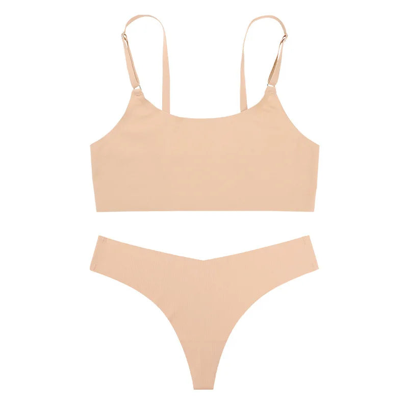 סט הלבשה תחתונה ללא תפר גוזייה ותחתון חוטיני  -  Norah