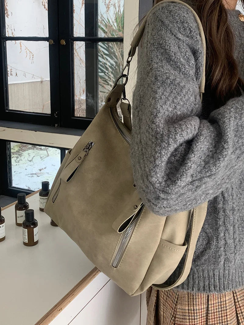 Bag with retro-style faux leather design