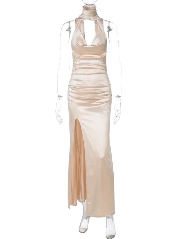 שמלת מקסי סאטן גב פתוח בעיצוב שסע בעיטור צעיף תואם - פיליסיה