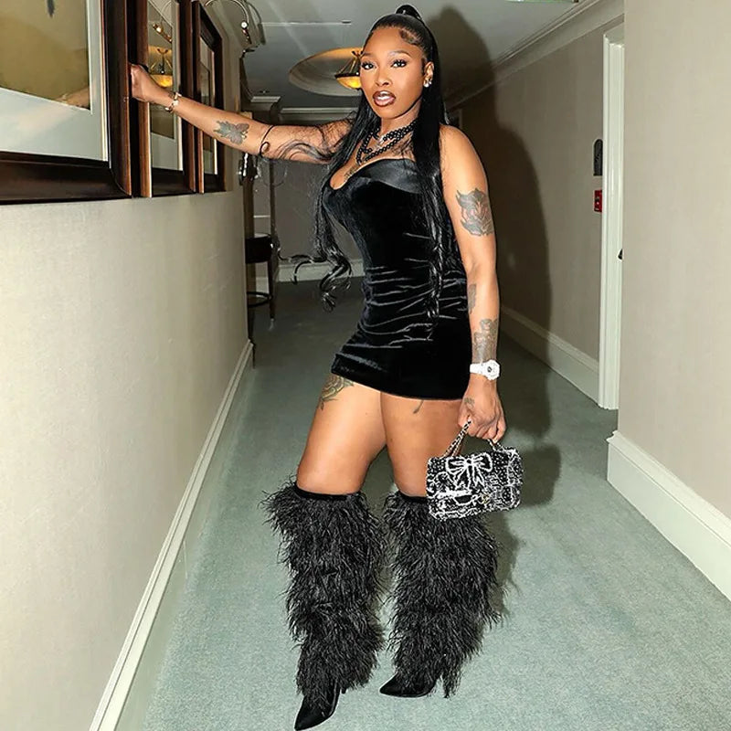 שמלת מיני סטרפלס קטיפה - דורין