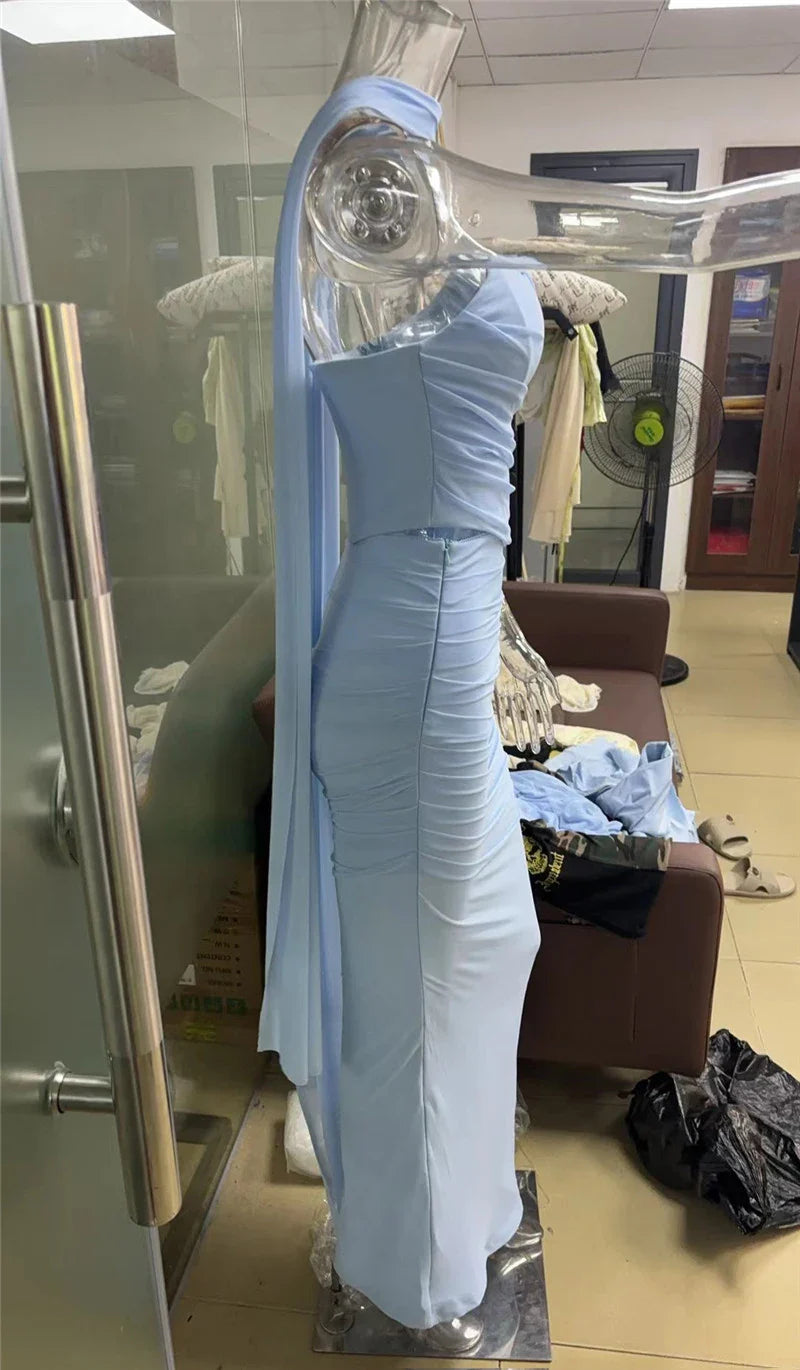 סט שני חלקים טופ סטרפלס וחצאית מקסי בעיטור צעיף תואם - פרנסיה