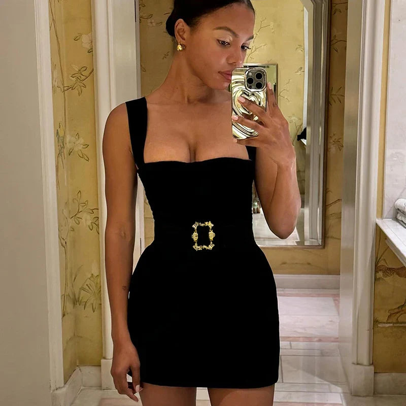 שמלת מיני צמודה בעיטור חגורה אלגנטית - Laura