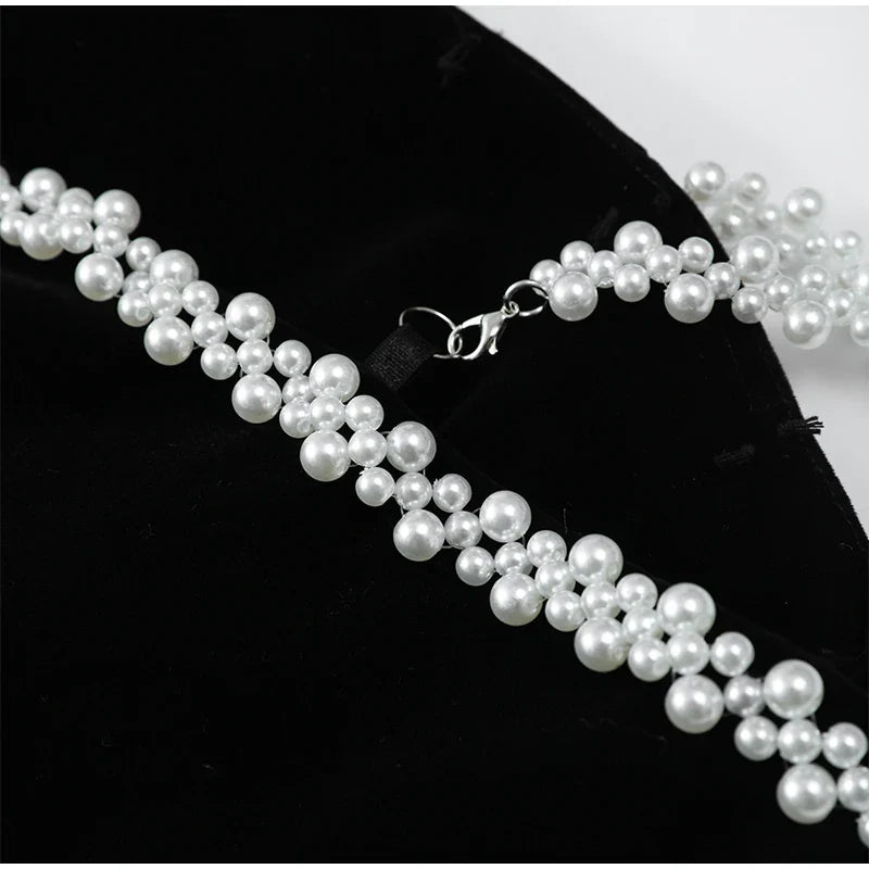 שמלת מיני קטיפה בעיטור פנינים - Vera