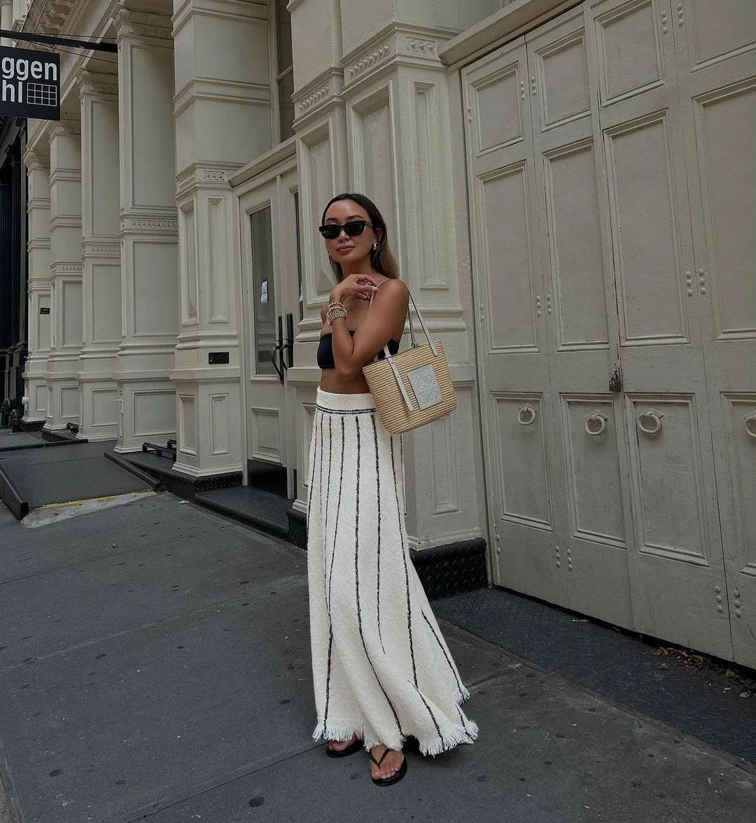 חצאית מקסי סרוגה בעיטור פסים - מילי