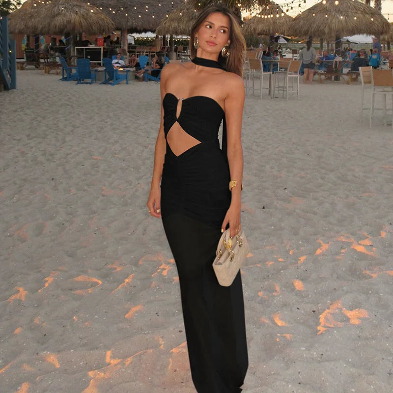 שמלת מקסי סטרפלס כיווצים בעיצוב פתח ורשת בעיטור אבזם וצעיף תואם - טולום