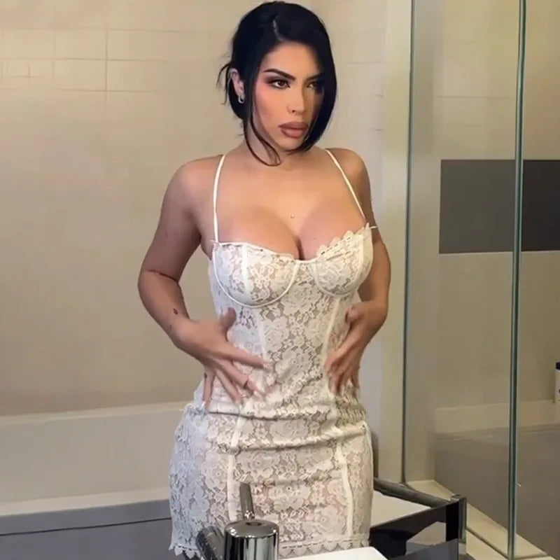 שמלת מיני תחרה - צ'ילי