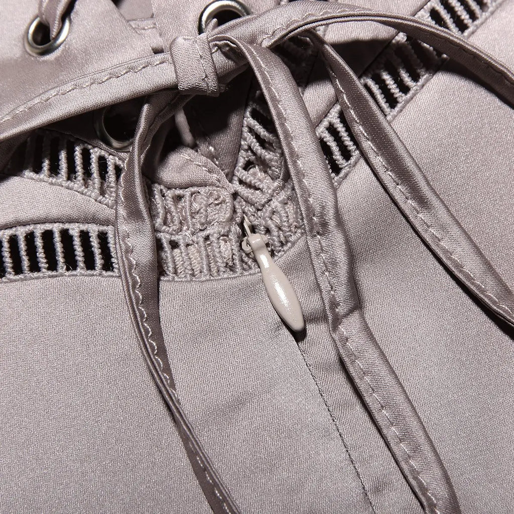 שמלת מקסי סאטן קשירה בגב להצמדה במותן - Lilia