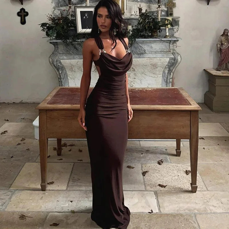 שמלת מקסי גב פתוח בעיטור אבזמים בכתפיות - גרייס