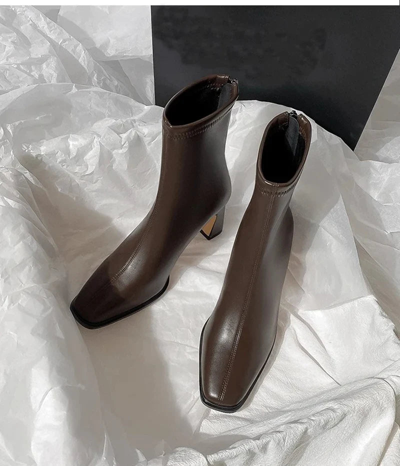 מגפי עקב דמוי עור -מיי