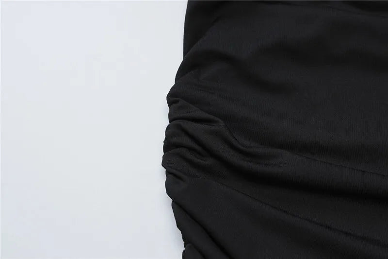 שמלת מקסי סטרפלס כיווצים בעיצוב שסע - ביאטריס