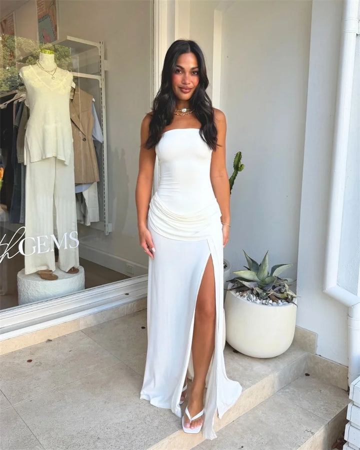 Strapless maxi dress with a slit and pleated design - Tayera