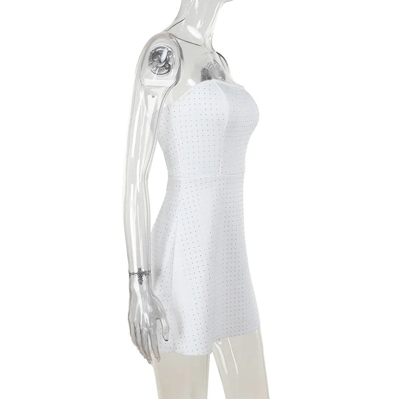 שמלת מיני סטרפלס בעיטור זרקונים מנצנצים - Londyn