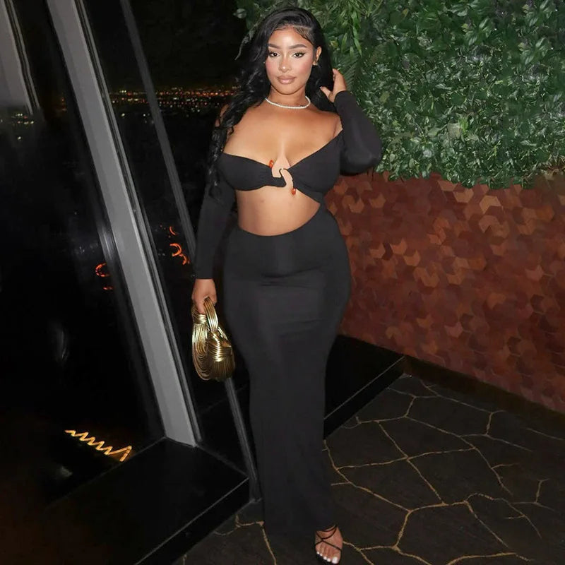 שמלת מקסי בטן חשופה בעיצוב אבזם - טאליה