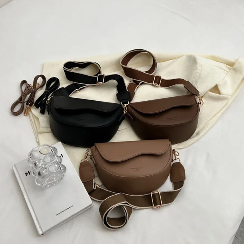 Faux leather bag with thick strap