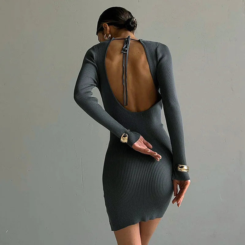 שמלת מיני סרוגה גב פתוח - פטרישיאה