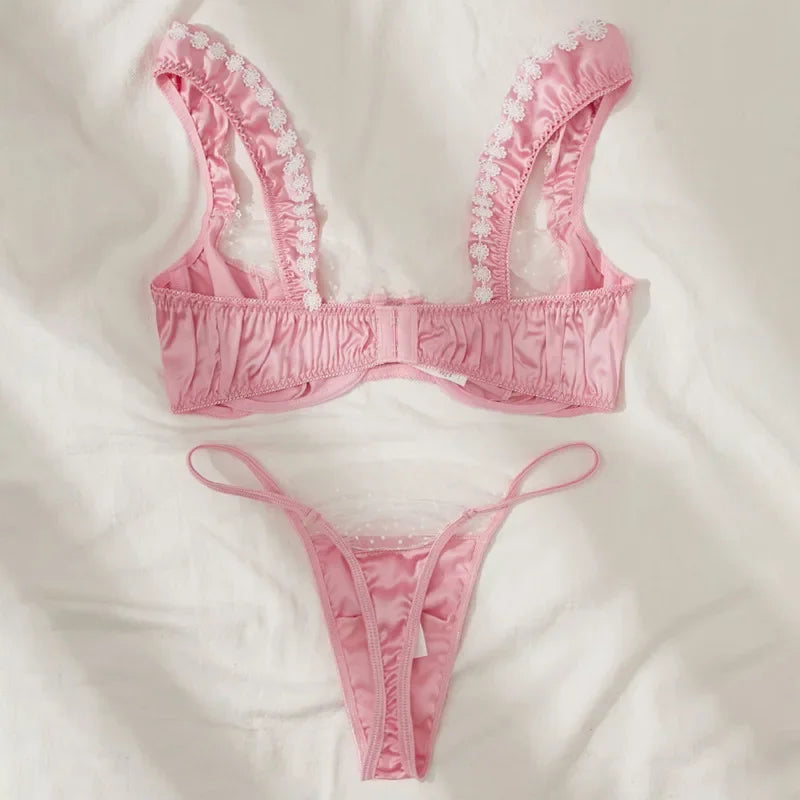 סט הלבשה תחתונה סאטן בעיטור תחרה - Adaline