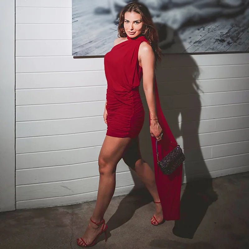 שמלת מיני בעיצוב קיפולים בעיטור צעיף - קאלה