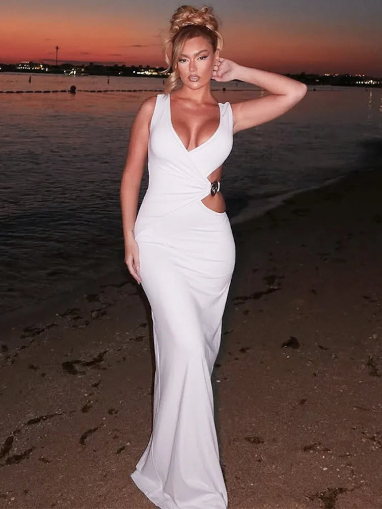 שמלת מקסי בעיצוב פתח בעיטור אבזם - ג'ני