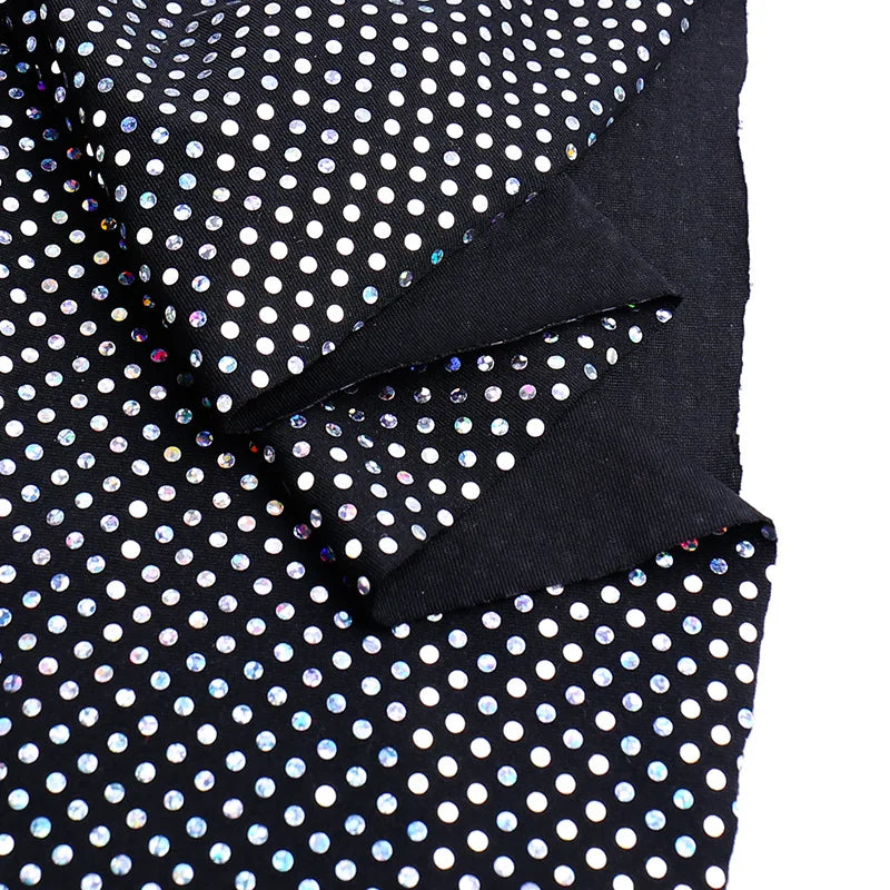 סט שני חלקים חצאית מקסי וטופ בעיטור זרקונים מנצנצים - שייני