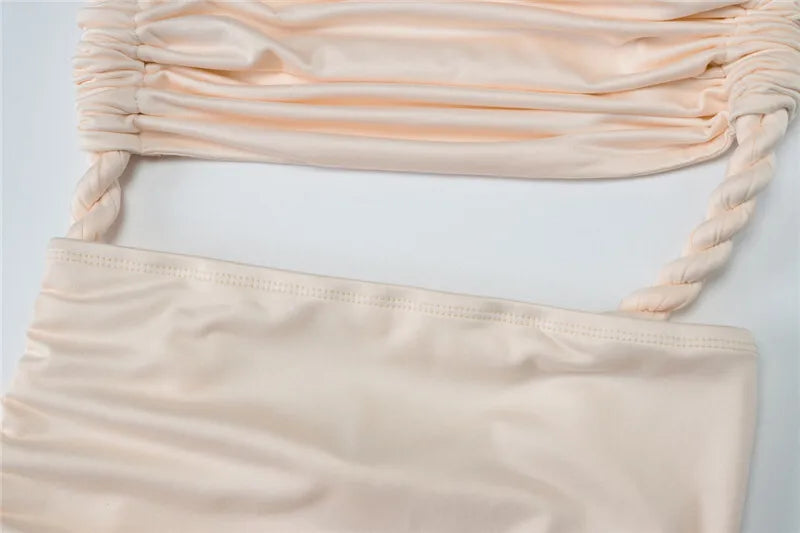 שמלת מקסי כתפייה אחת בעיצוב פתח ושסע בעיטור צמה - פנמה