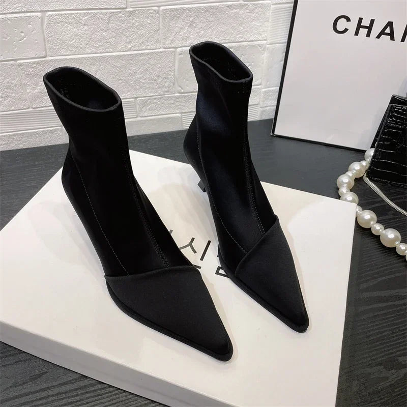Silk satin pointed toe boots - Liran