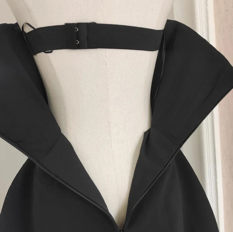 שמלת מיני/מידי סטרפלס בעיטור יהלומים - MELIKA