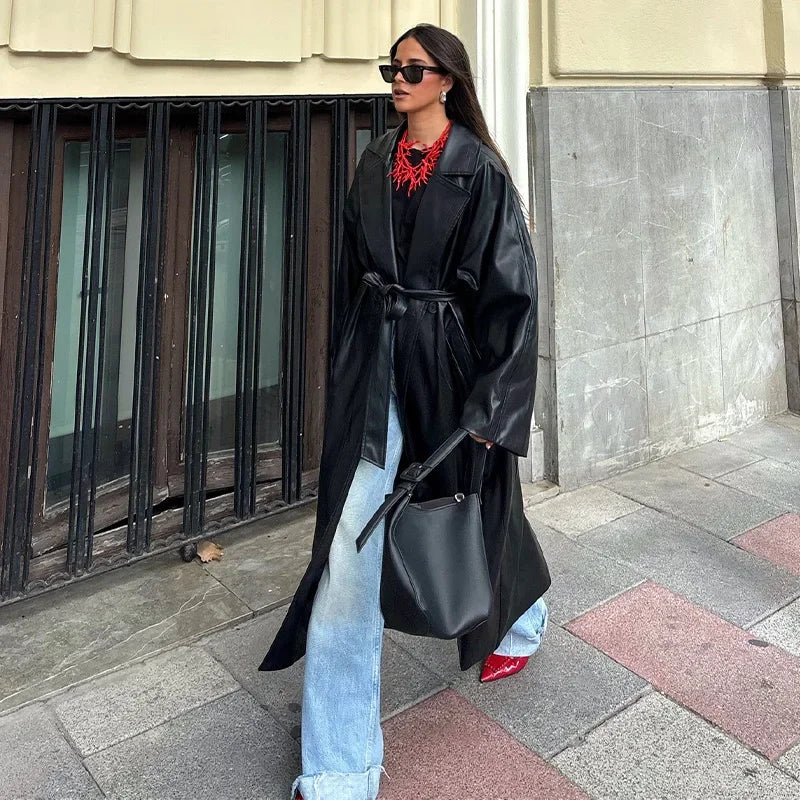 מעיל עור ארוך בשילוב חגורת קשירה - סול