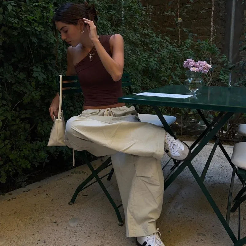 קרופ טופ אסימטרי כתפייה אחת  - נור