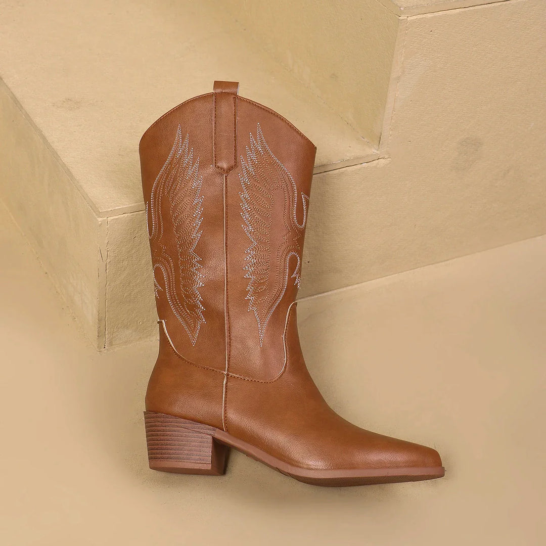 Faux leather cowboy boots with embroidered wings - Angels