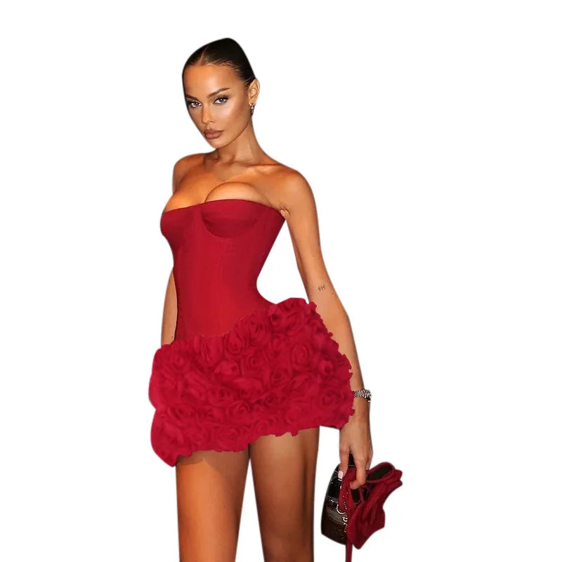 שמלת מיני סטרפלס בעיצוב מחוך וחצאית פרחים 3D - Loretta