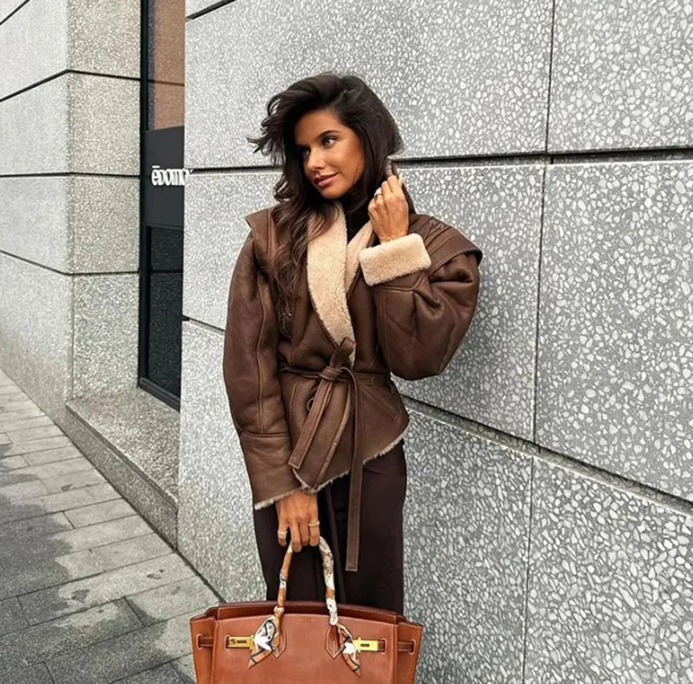 מעיל עור פרווה פנימית בעיצוב קשירת חגורה - מורן